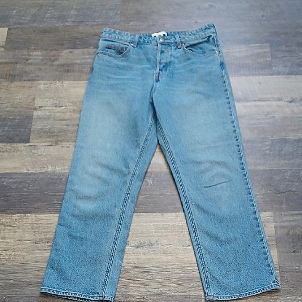 H&M buttonfly straight leg jeans